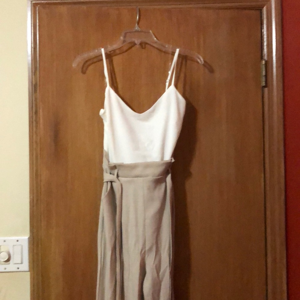 Pants-suit (white and beige), romper, jumpsuit.
